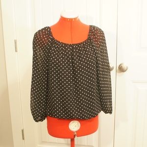 Vince Camuto black/white polka dot blouse